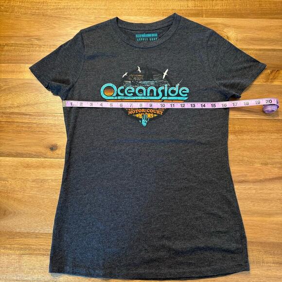 The Walking Dead Tee Womens Small Gray AMC Supply Drop T Shirt Oceanside Walker - Picture 6 of 8